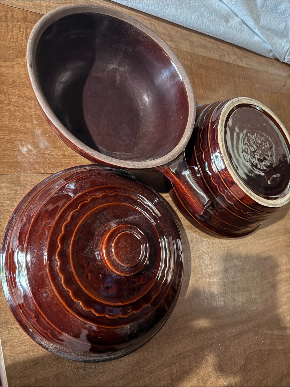Vintage Mar-Crest Daisy Dot Brown Stoneware Casserole Dish w/ Lid + Handle Bowl